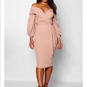 Brand new boohoo Nina off the shoulder midi dress